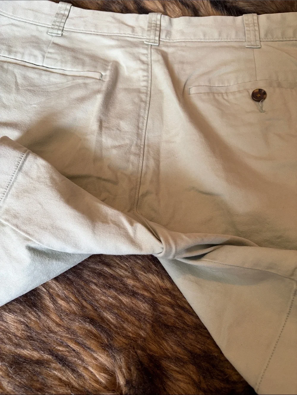 J. Crew 7” Inseam Men's Mint Green Flat Front Chino Shorts Size 33